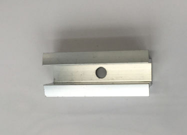 PV MID Clamp سیستم های نصب و راه اندازی سقف پنل خورشیدی با استفاده از درمان سطح آنودایز